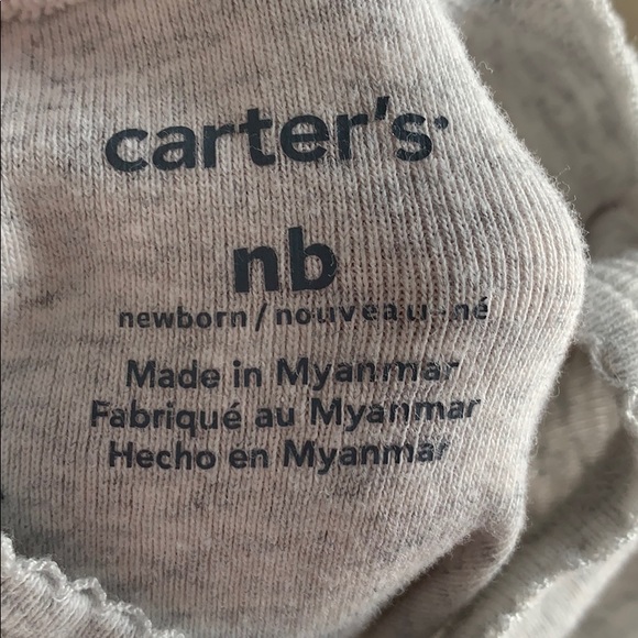 Carters NEWBORN outfit! Worn 1 time - Picture 3 of 3